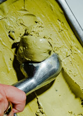 vegan-ice-cream-scoop